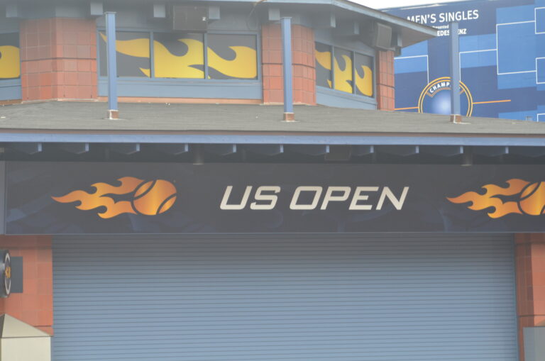 2011_US_Open_Facade