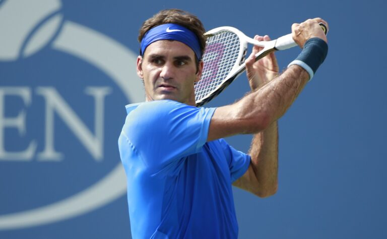 Federer_Crop_01_0