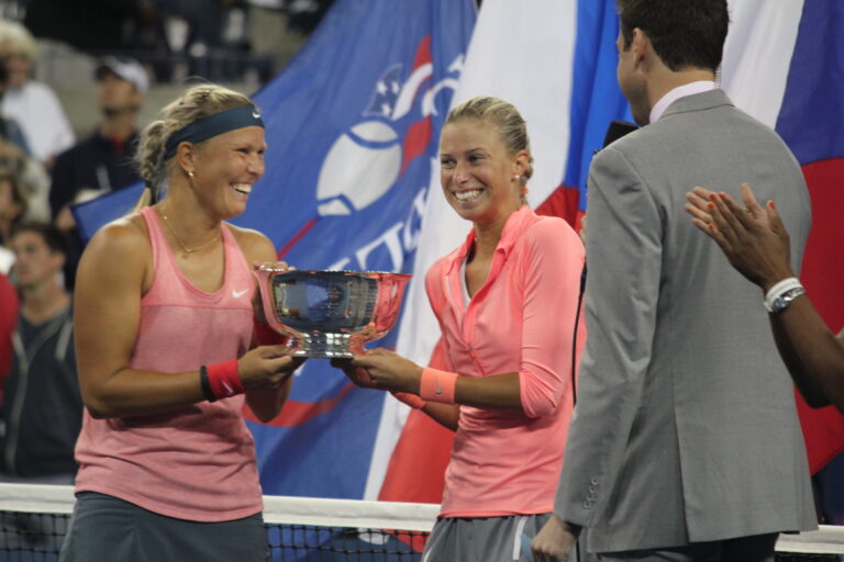 Hlavackova_Hradecka_Womens_Doubles_Winners (1)