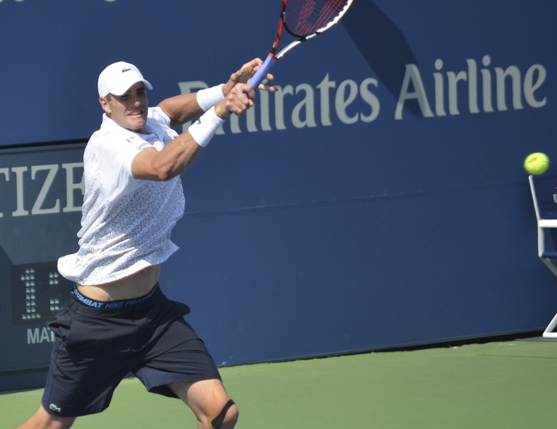 Isner_Crop_02_1