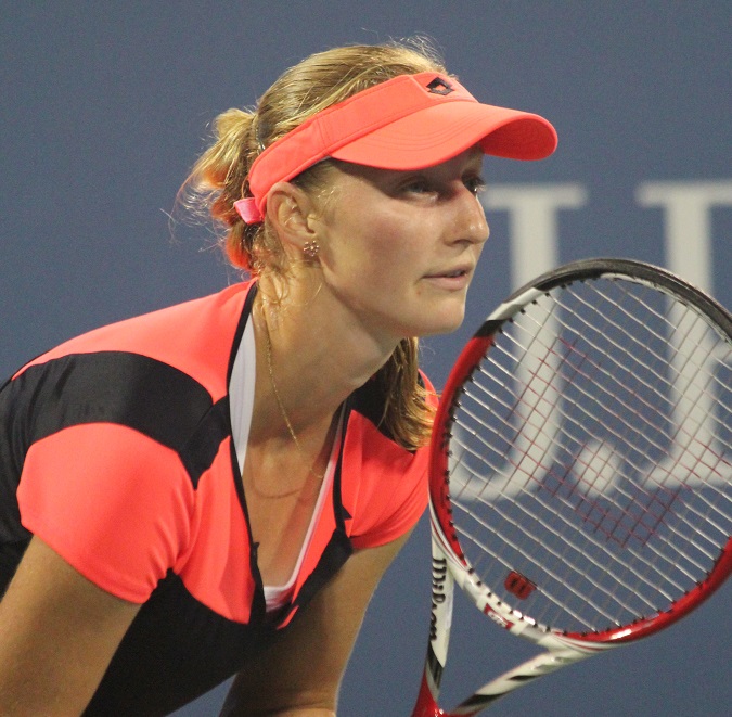 Makarova_Crop