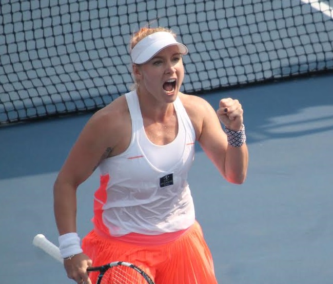 Mattek_sands_Pic_01