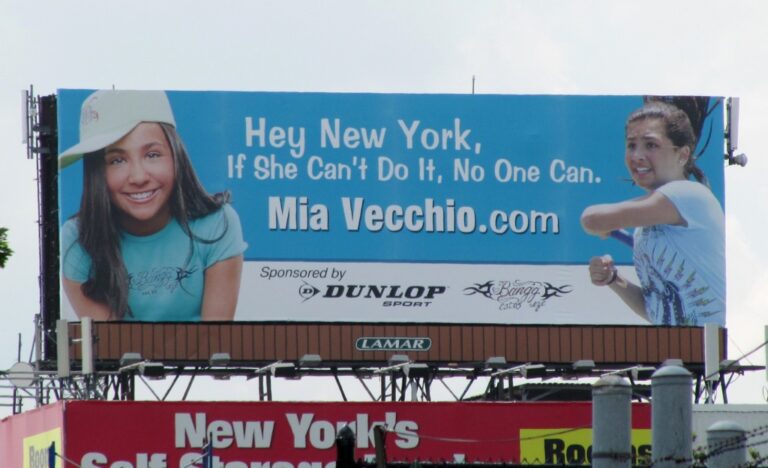 Mia_Vecchio_Close_Up