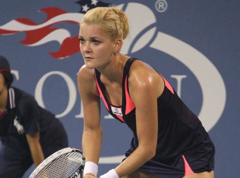 Radwanska_Crop