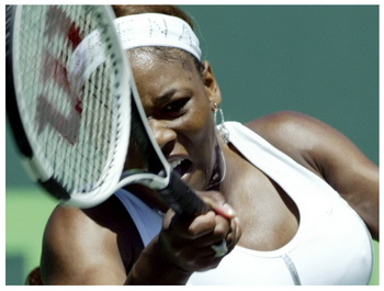 Serena_Forehand_Shot_0