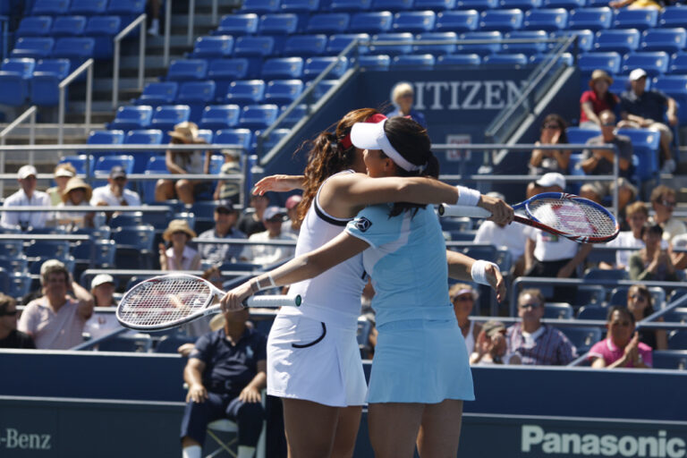 Vania_King_and_Yaroslava Shvedova_0