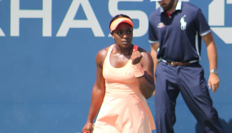 Sloane Stephens (37)_CROP
