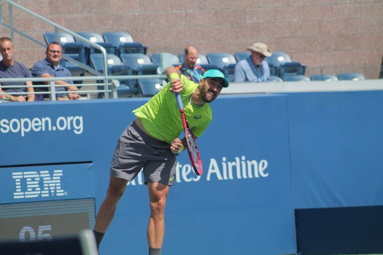Steve Johnson (3)_CROP