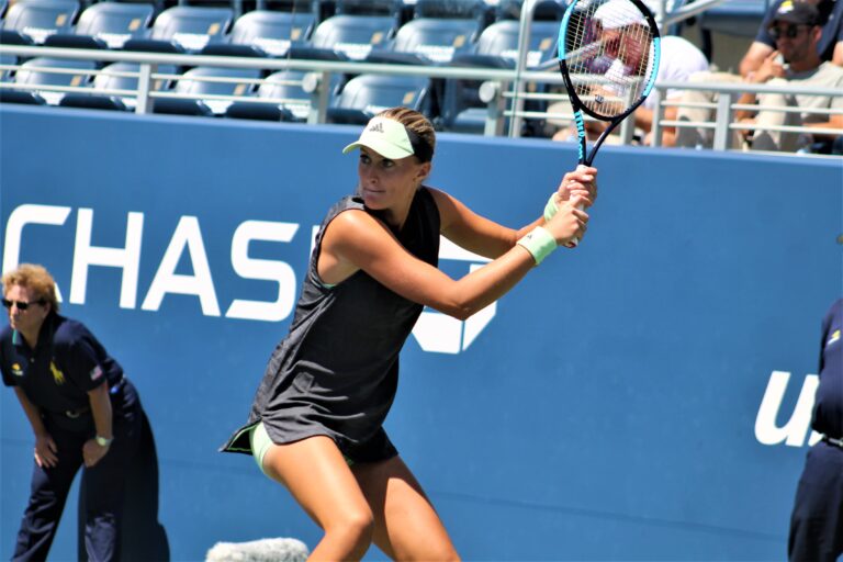 Kristina Mladenovic (1)