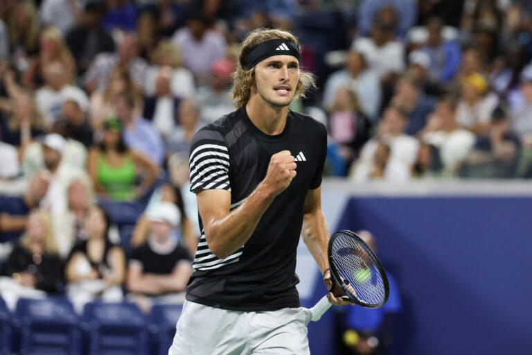 Semifinal Showdowns Set at Australian Open